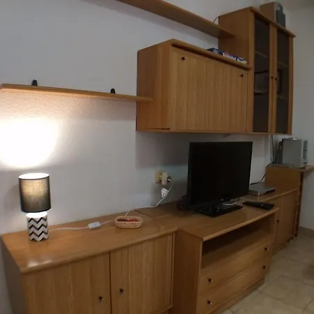Апартаменты Asequin Beach Торевьиа